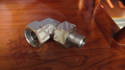 焊接式可调式直角接头